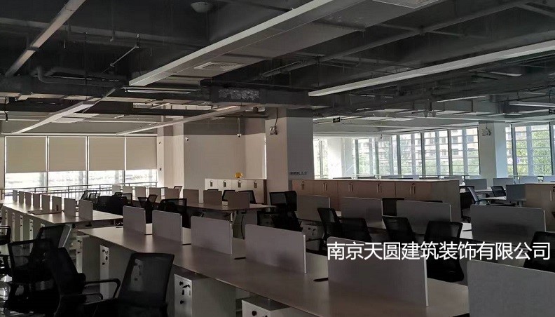 南京办公室装修选择装修公司还是装修队